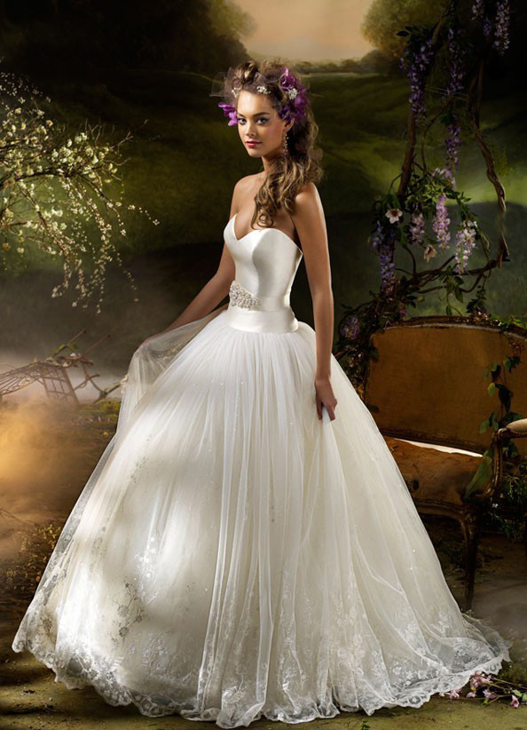 Orifashion HandmadeDream Series Romantic Wedding Dress DW3007